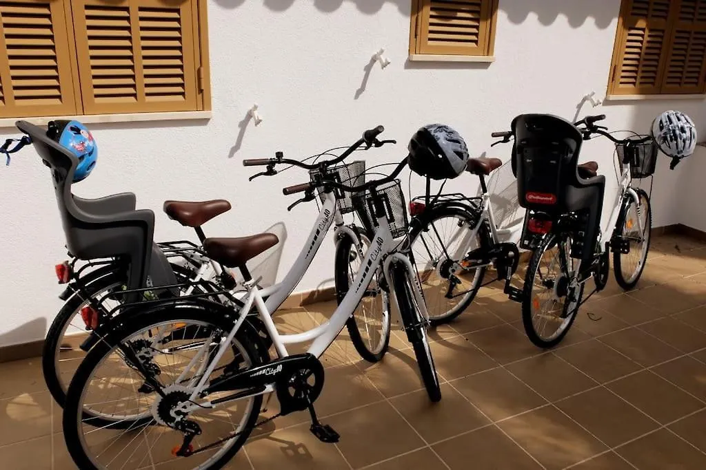 Holiday home Bonito Chalet En Sa Rapita